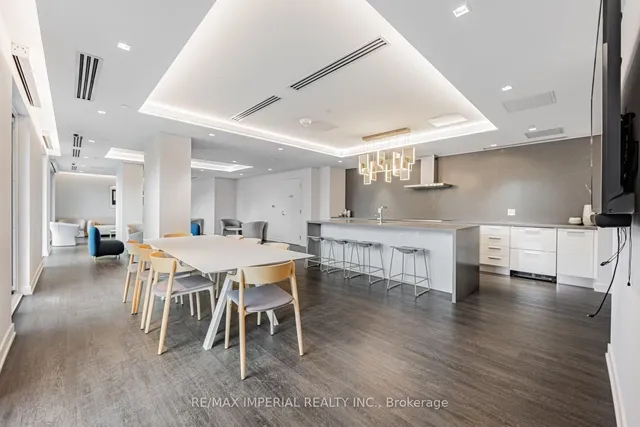 Additional image 28 of 3 Gloucester St Unit 2706