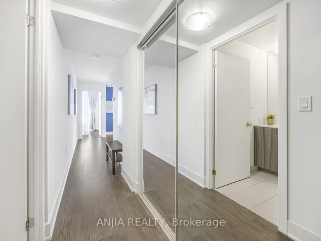 Additional image 3 of 955 Bay St Unit 3003