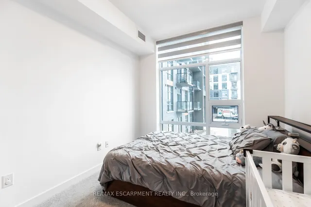 Additional image 24 of 470 Dundas St Unit 214