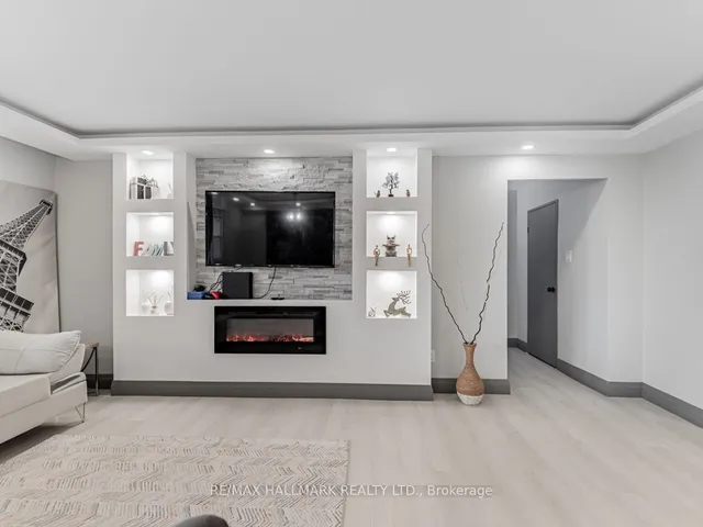 Additional image 7 of 2550 Pharmacy Ave Unit 1206