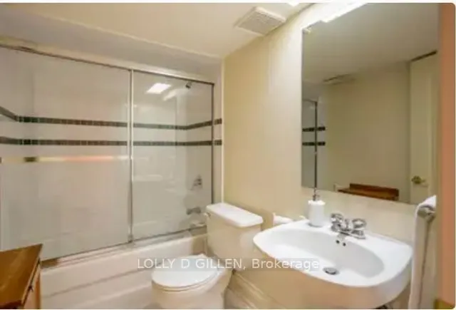 Additional image 21 of 470 Melrose Ave