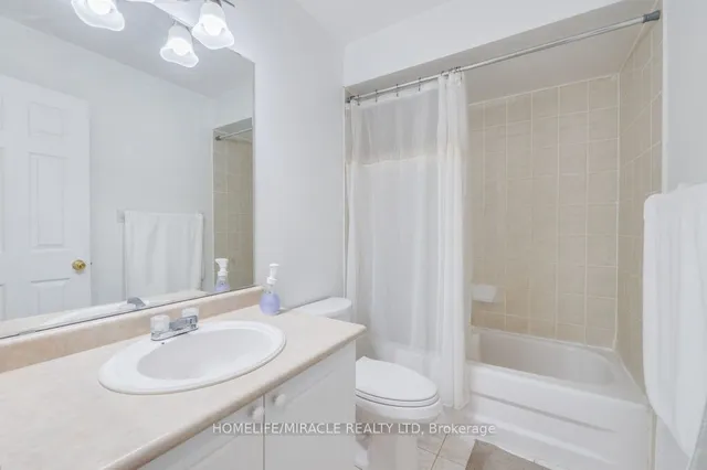 Additional image 18 of 42 Sufi Cres