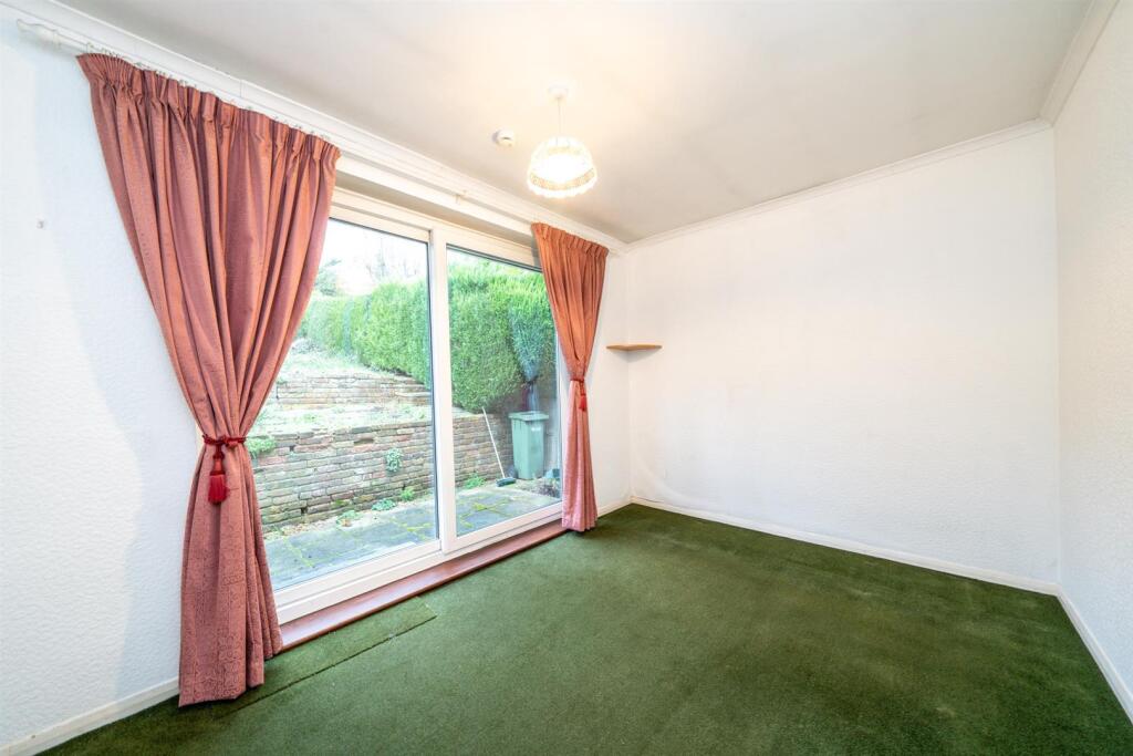 Additional image 7 of Butt Field View, St. Albans