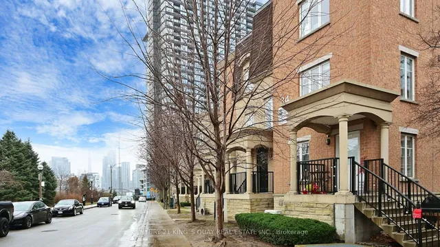 Additional image 40 of 38 Western Battery Rd Unit 612