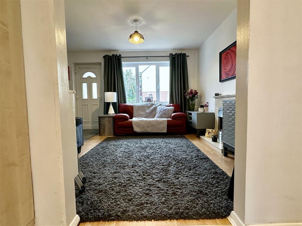 Additional image 5 of Willow Close, Alcester