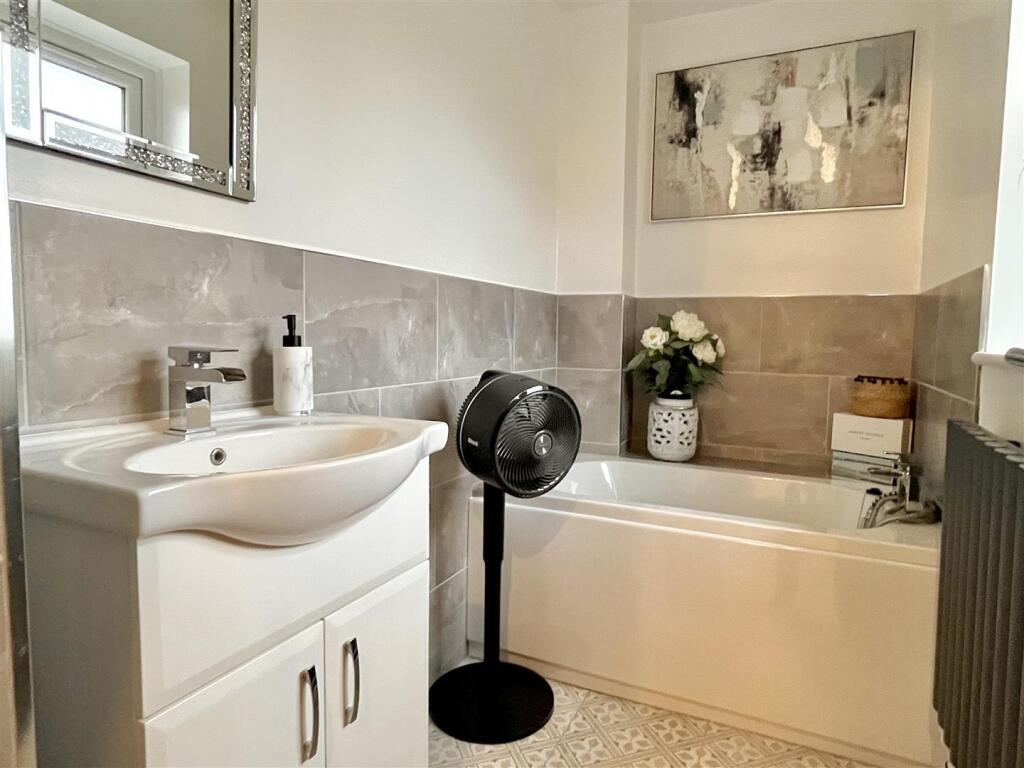 Additional image 21 of Hatherden Drive, Sutton Coldfield