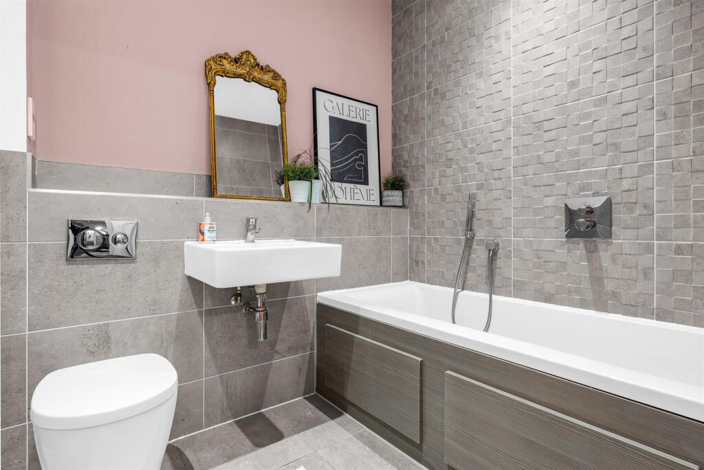 Additional image 20 of Butterwick Way, Welwyn