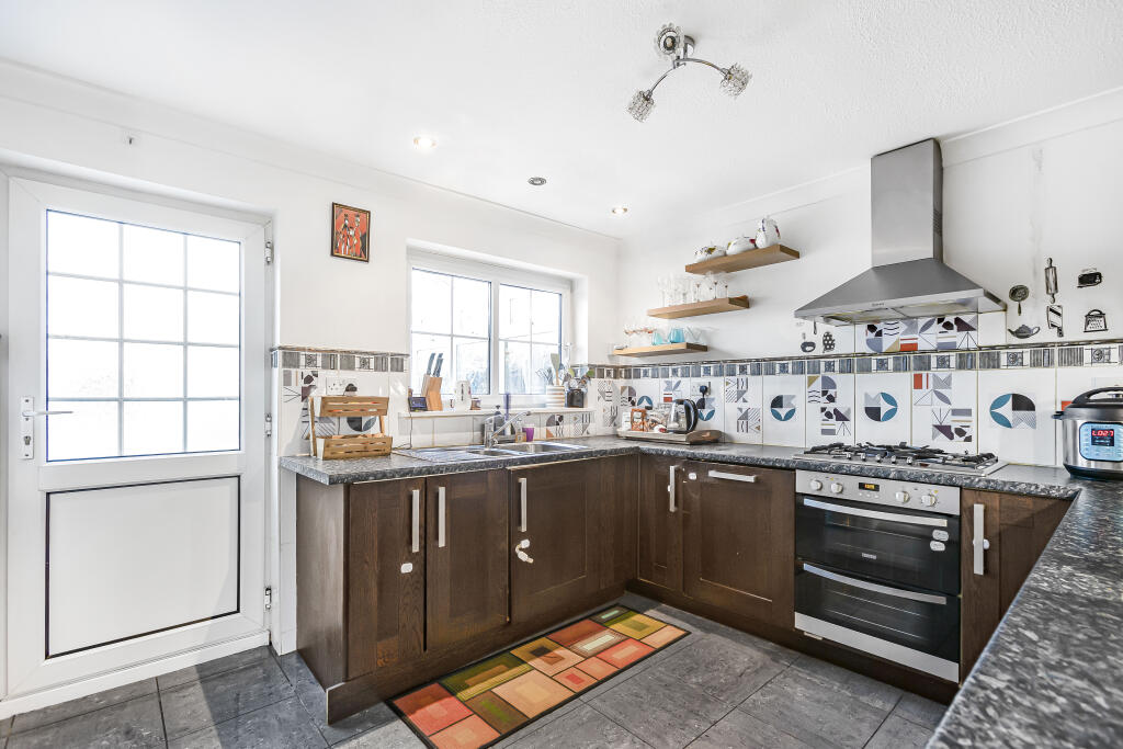 Additional image 15 of Walnut Grove, Welwyn Garden City, Hertfordshire, AL7