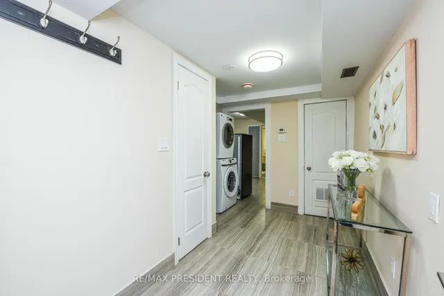 Additional image 13 of 23 Myrtle Ave