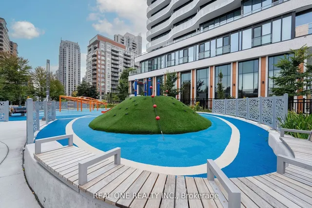 Additional image 29 of 18 Holmes Ave Unit 811