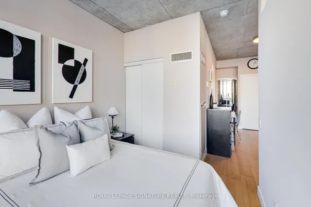 Additional image 15 of 38 Niagara St Unit 711