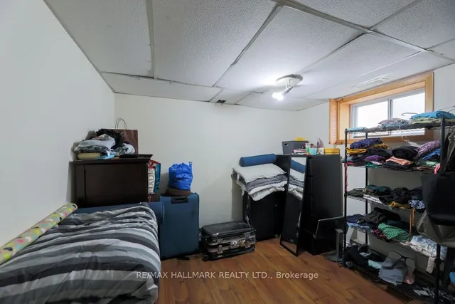 Additional image 14 of 107 Elmhurst Ave