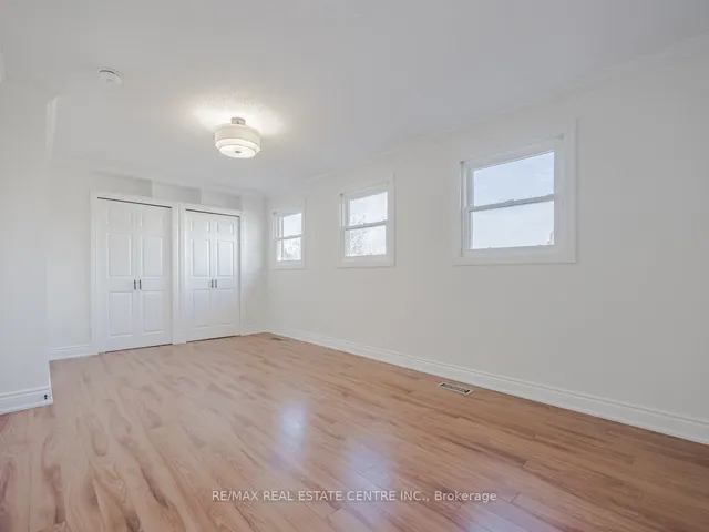 Additional image 20 of 28 Huntley Crt