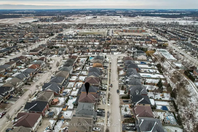 Additional image 34 of 63 Fowler Dr