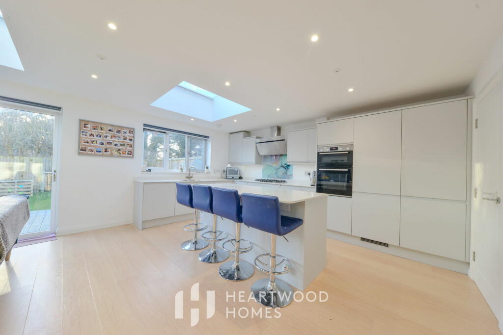 Additional image 25 of Summerfield Close, London Colney, St Albans AL2 1PT