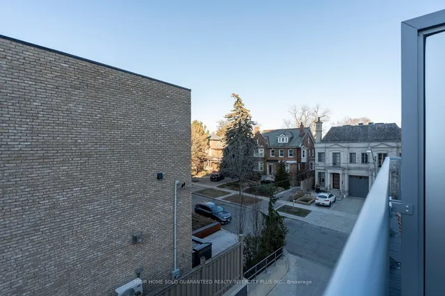 Additional image 19 of 6 Parkwood Ave Unit 303