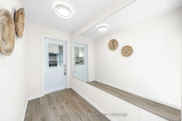 Additional image 22 of 551 Military Tr