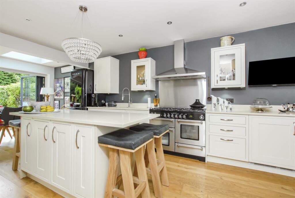 Additional image 5 of Mount Pleasant Lane, Bricket Wood, St. Albans