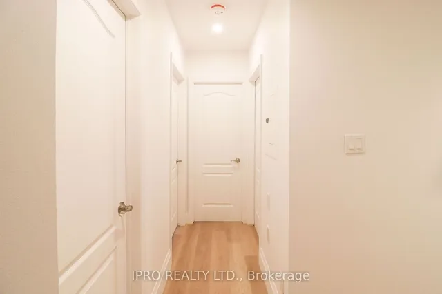 Additional image 24 of 3 Shank St Unit 304