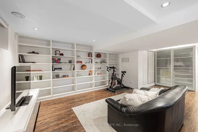 Additional image 19 of 67 Alameda Ave