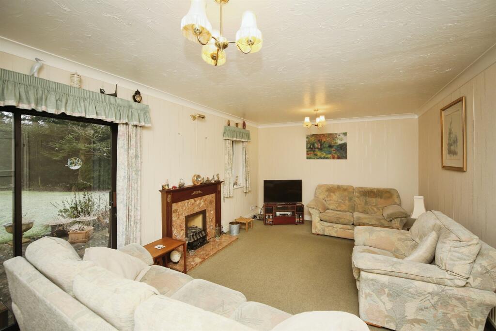 Additional image 7 of Woodgreen Close, Callow Hill, Redditch