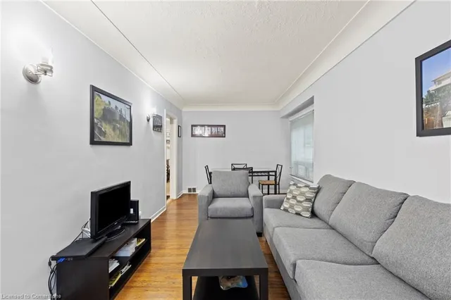 Additional image 7 of 150 Albany Ave