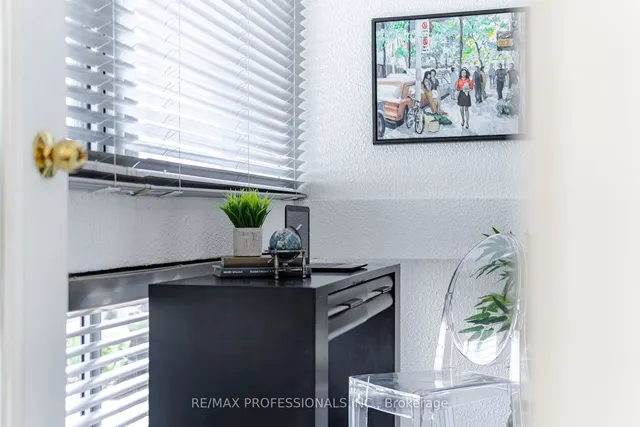 Additional image 14 of 7 Broadway Ave Unit 301