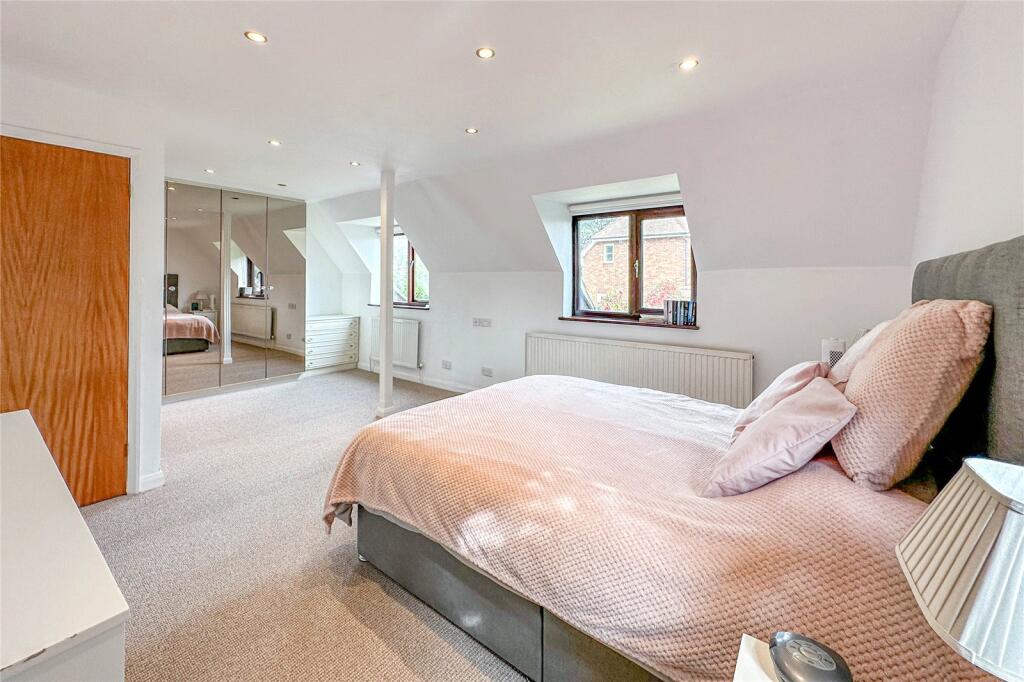 Additional image 9 of Frogmore, St. Albans, Hertfordshire, AL2