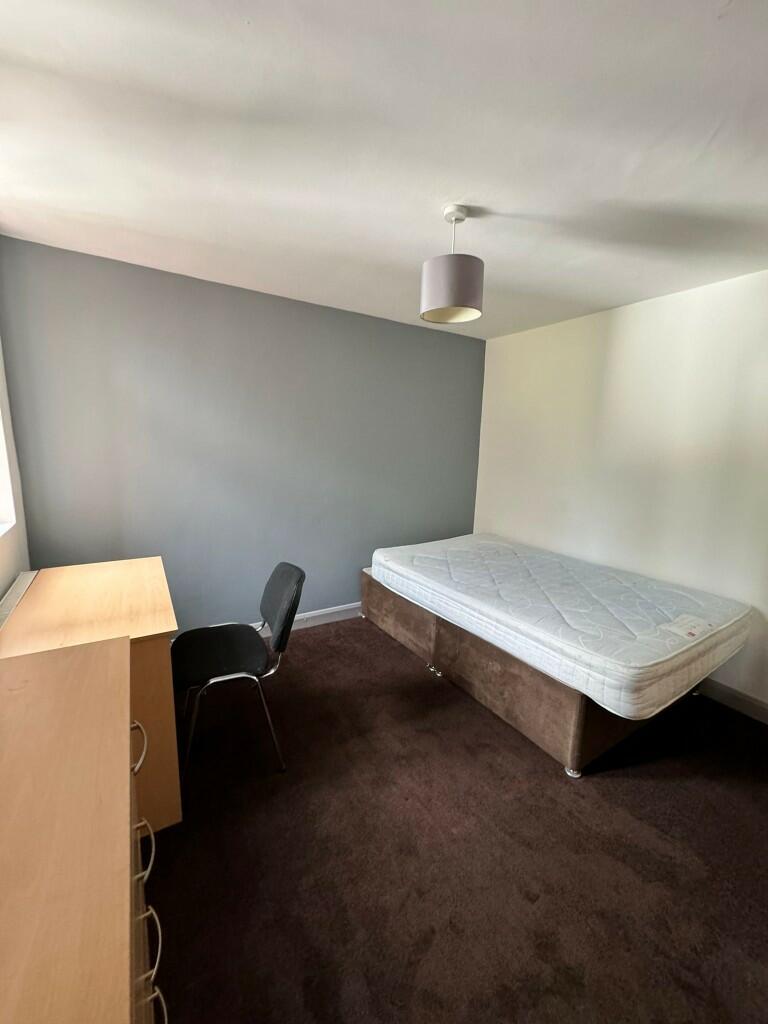 Additional image 6 of Oak Tree Lane, Birmingham, B29