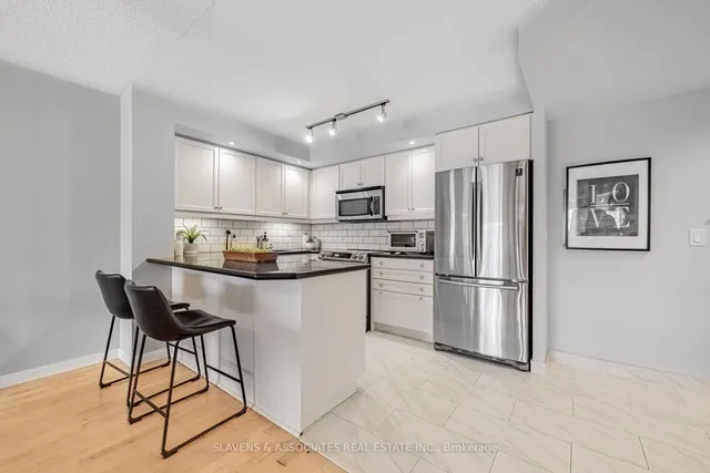 Additional image 10 of 15 Stafford St Unit 717