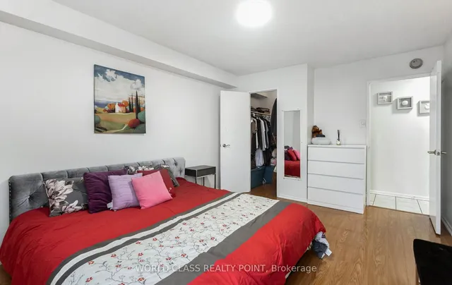 Additional image 20 of 15 Kensington Rd Unit 310