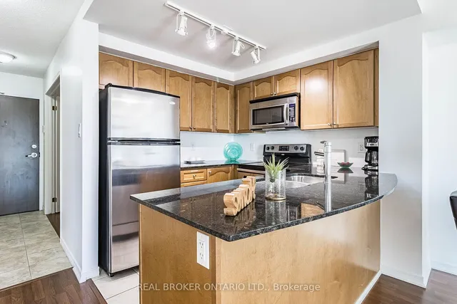 Additional image 13 of 9 George St Unit 907