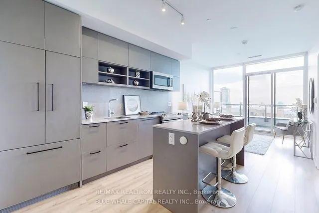 Additional image 10 of 135 East Liberty St Unit 702