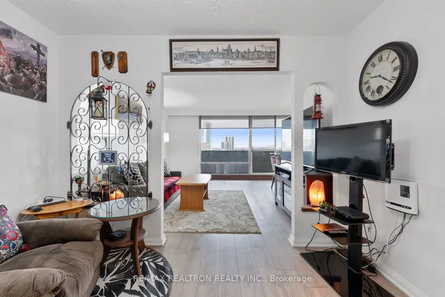 Additional image 4 of 1 Massey Sq Unit 1110