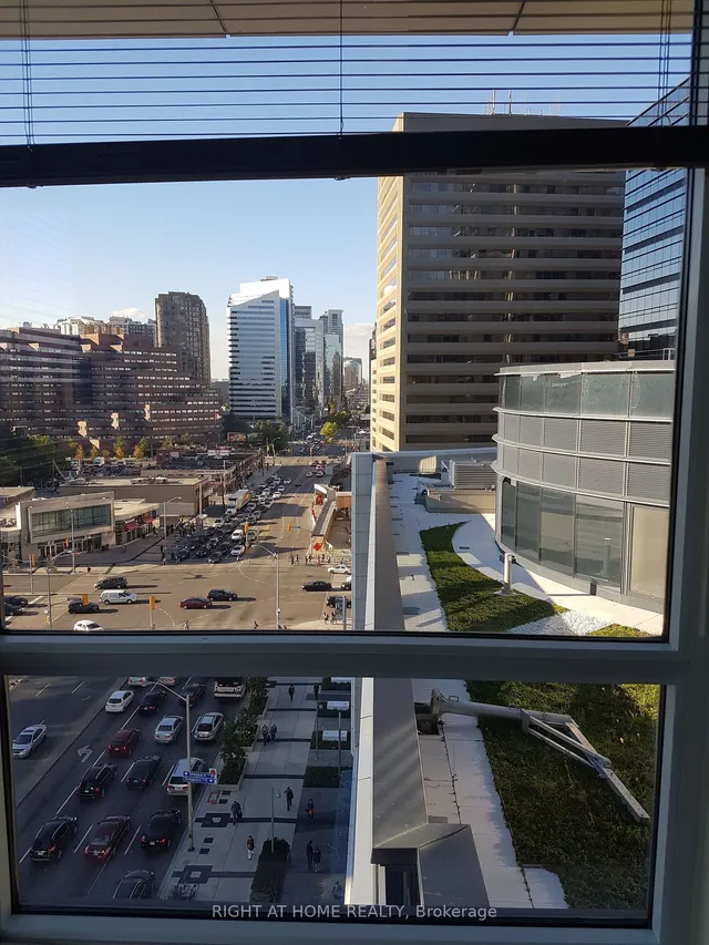 Additional image 11 of 2 Anndale Dr Unit 902