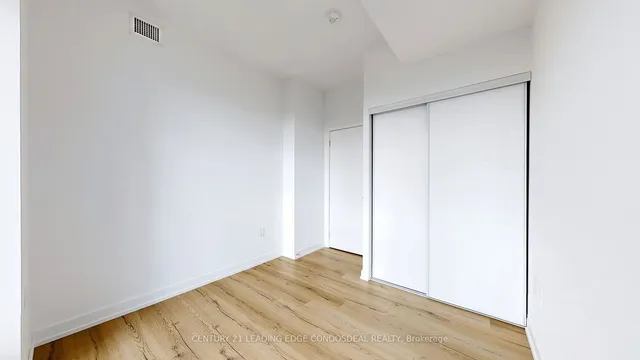 Additional image 16 of 1195 The Queensway St Unit 908