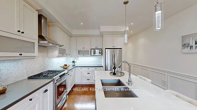 Additional image 8 of 272B Boon Ave