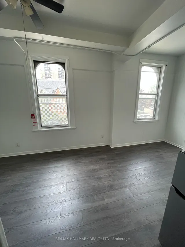 Additional image 13 of 177 Carlton St