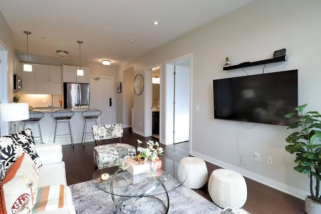 Additional image 22 of 95 Dundas St Unit 318