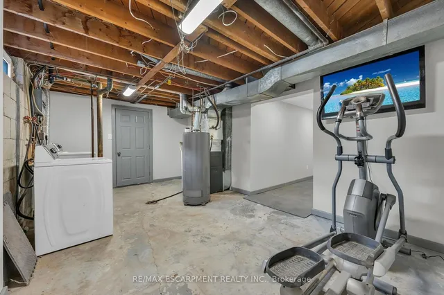 Additional image 34 of 31 Bobolink Rd