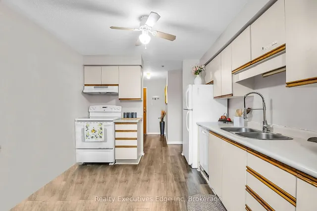 Additional image 13 of 35 Green Valley Dr Unit 105