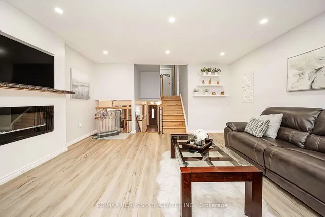 Additional image 28 of 78 Simmons Blvd