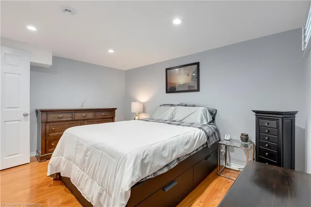 Additional image 10 of 15 Laurendale Ave