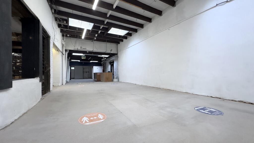 Additional image 4 of 4 High Street, Warminster, BA12 9AE