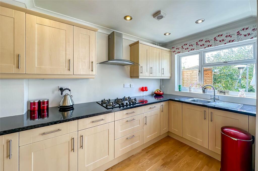 Additional image 19 of Oakwood Drive, St. Albans, Hertfordshire, AL4