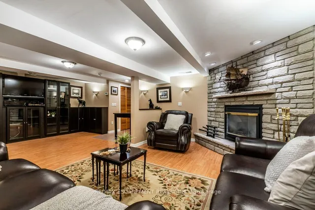 Additional image 28 of 130 Queen Victoria Dr