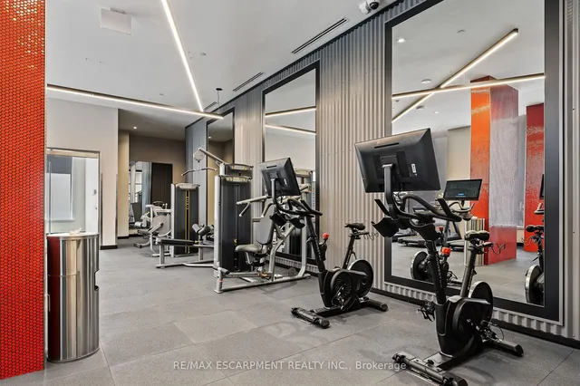 Additional image 31 of 212 King William St Unit 619