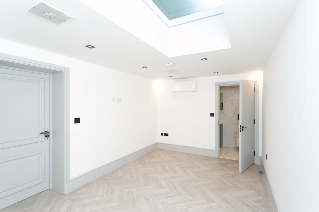 Additional image 10 of Mistletoe Mews, St. Albans, Hertfordshire, AL3