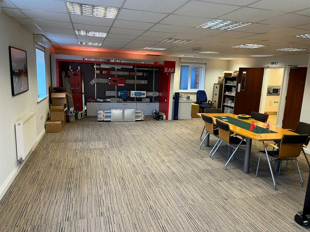 Additional image 10 of Harris Business Park, Bromsgrove B60 4DJ