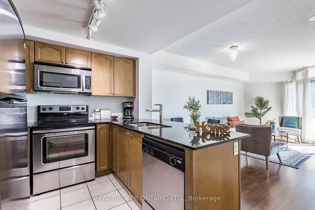 Additional image 11 of 9 George St Unit 907